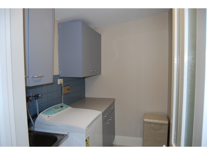 5A Hammerdale Avenue, St Kilda East VIC 3183