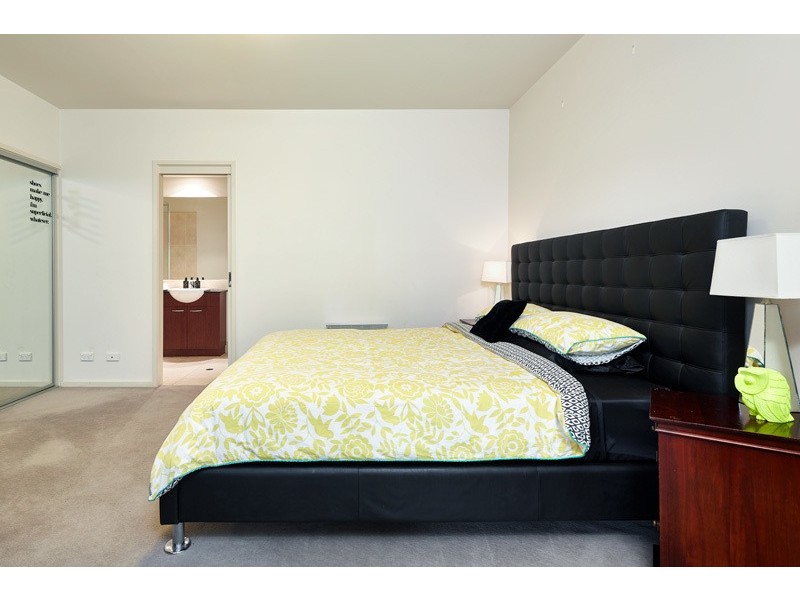 213/3-7 Alma Road, St Kilda VIC 3182