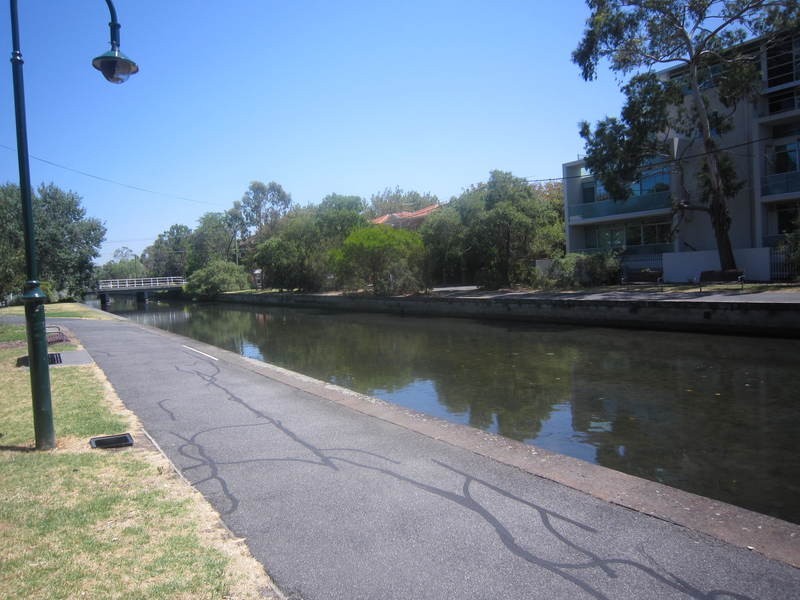 10/64 Broadway, Elwood VIC 3184