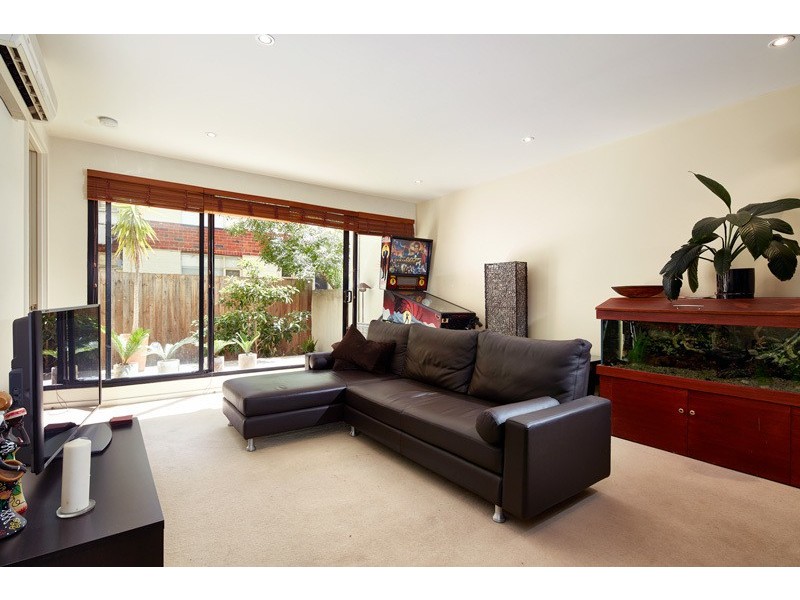 3/41-43  Spray Street, Elwood VIC 3184