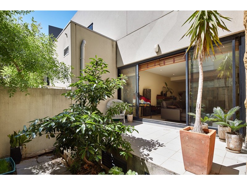 3/41-43  Spray Street, Elwood VIC 3184