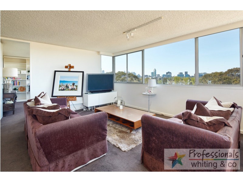 74/50 Canterbury Road, Middle Park VIC 3206