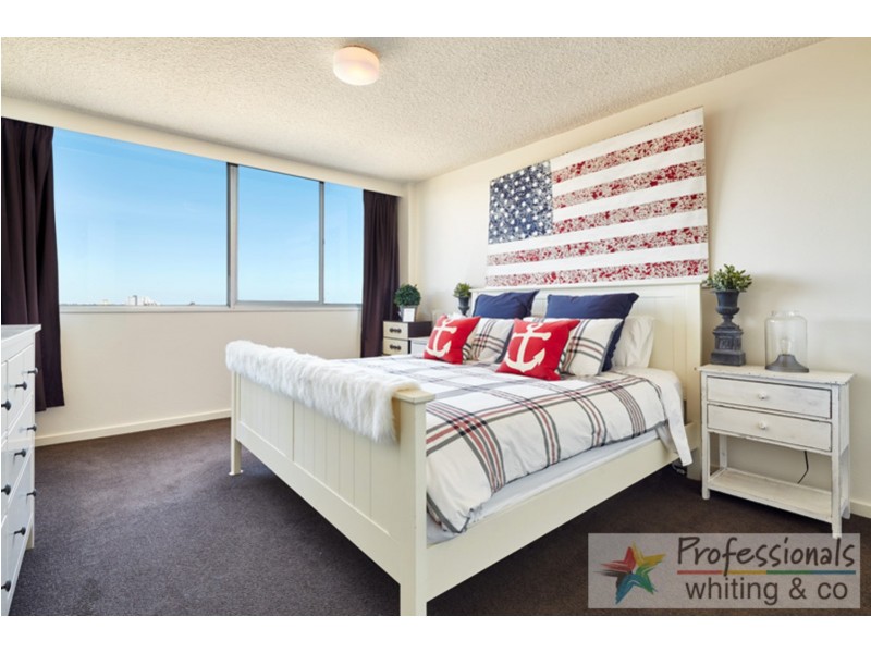74/50 Canterbury Road, Middle Park VIC 3206