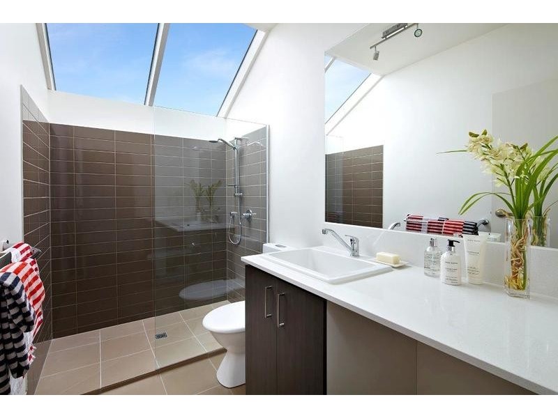 17/5 Lewisham Road, Windsor VIC 3181