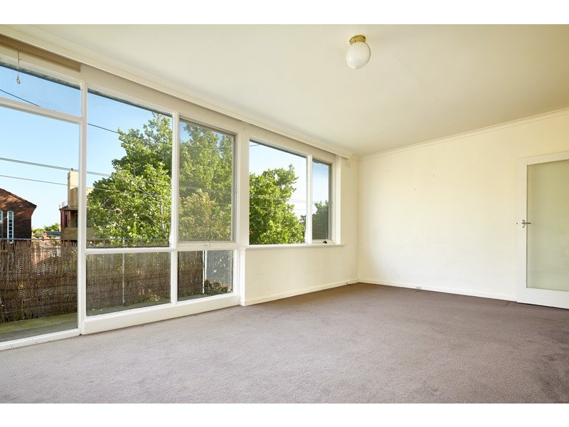 14/2 Dickens Street, Elwood VIC 3184