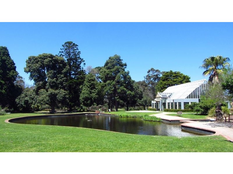 14/2 Dickens Street, Elwood VIC 3184