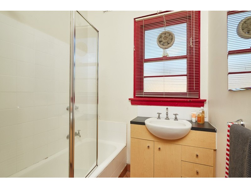 4/205 Alma Road, St Kilda East VIC 3183