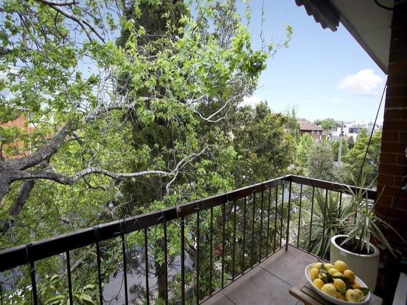 10/22 Mitford Street, St Kilda VIC 3182