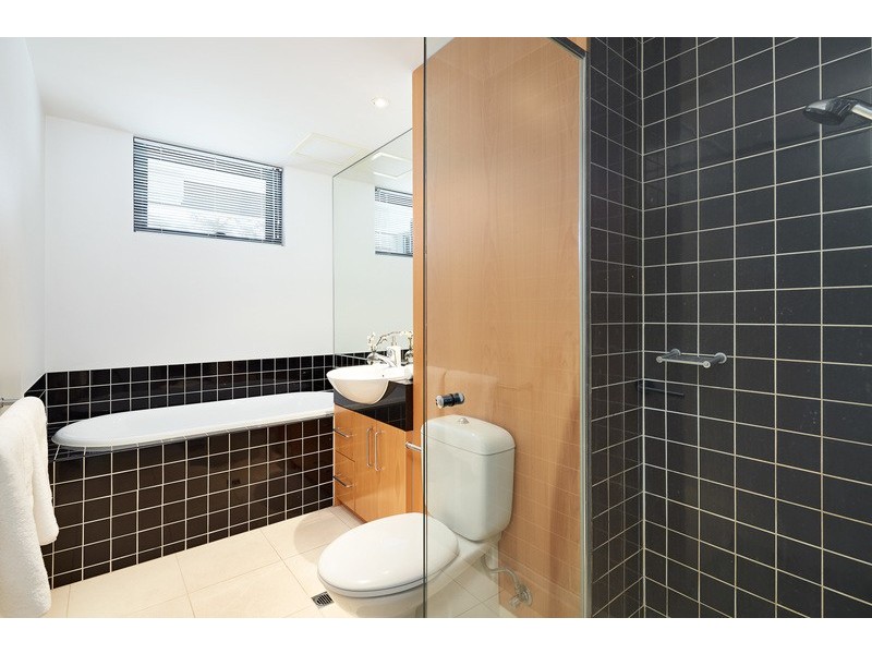 306/348 Beaconsfield Parade, St Kilda West VIC 3182