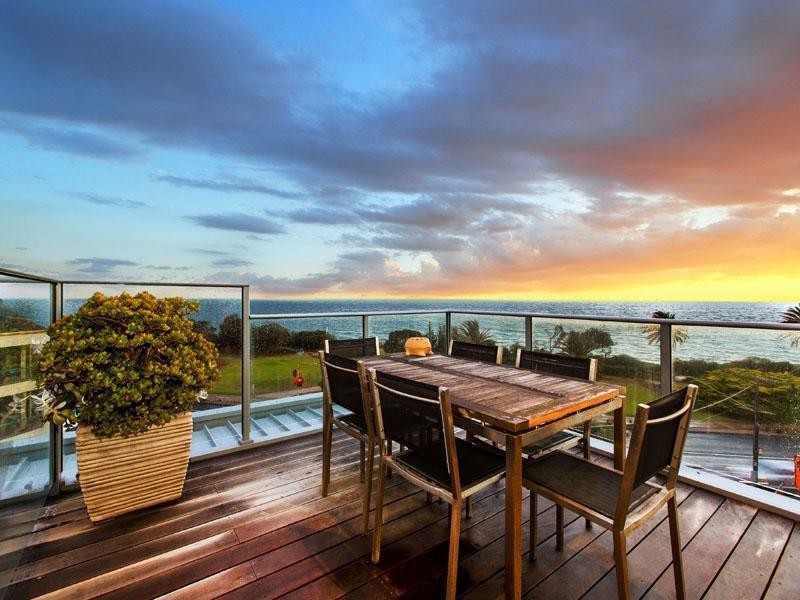 1a Bay Road, Sandringham VIC 3191