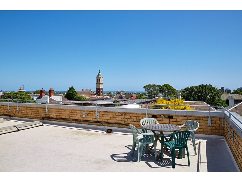 8/11 Burnett Street, St Kilda VIC 3182