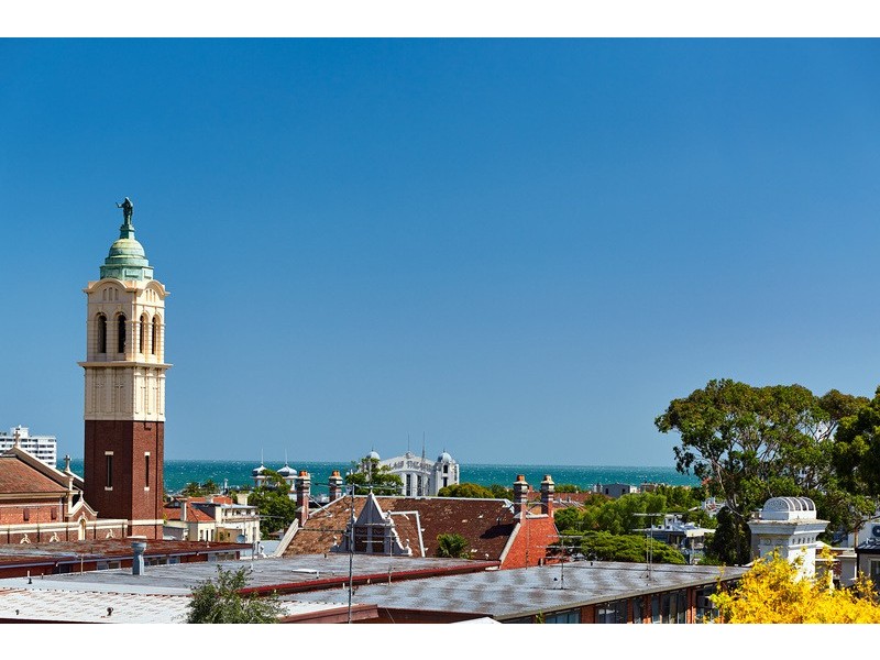 8/11 Burnett Street, St Kilda VIC 3182