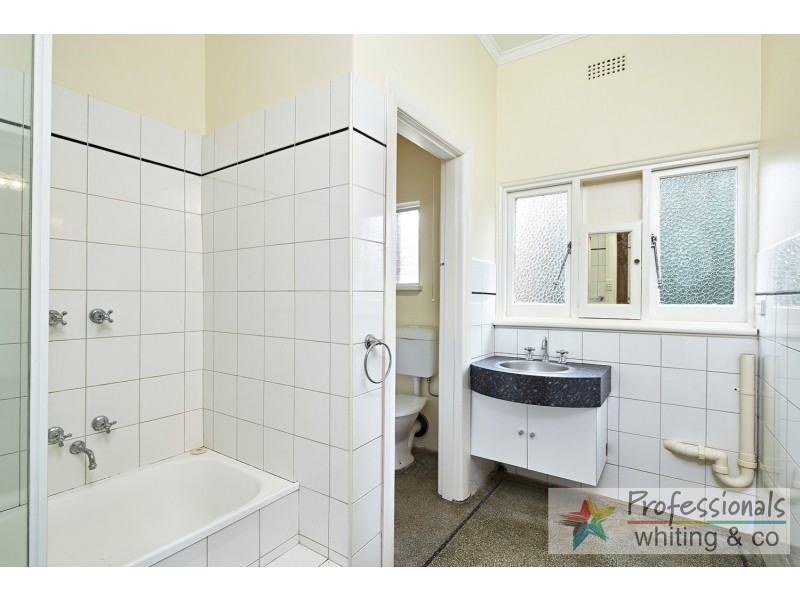 4/4 Avoca Avenue, Elwood VIC 3184