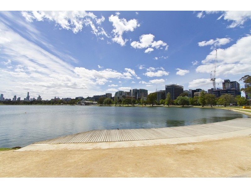 2/333 Ferrars Street, Albert Park VIC 3206