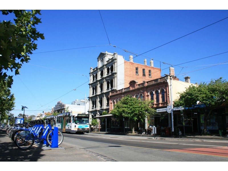 2/333 Ferrars Street, Albert Park VIC 3206