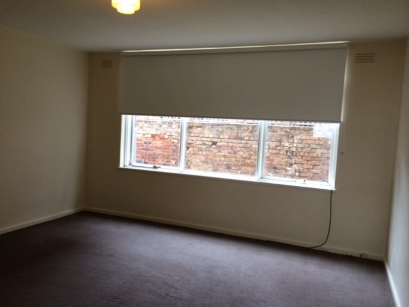 3/2 Dalgety Street, St Kilda VIC 3182
