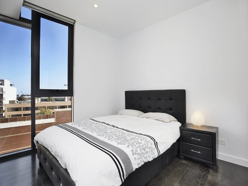 711/338 Kings Way, South Melbourne VIC 3205
