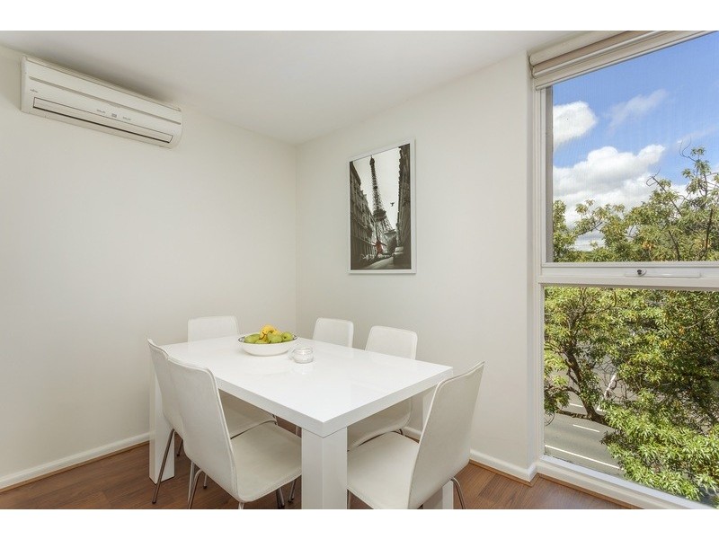 325 Orrong Road, St Kilda East VIC 3183