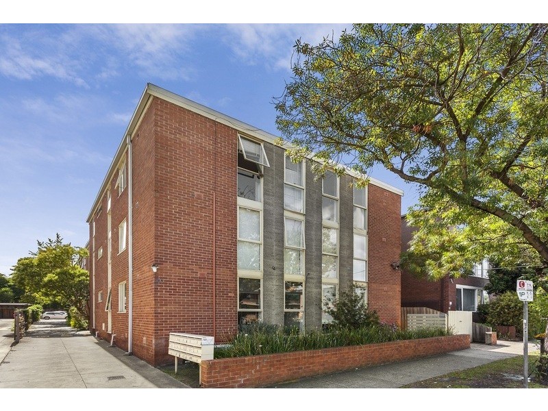 325 Orrong Road, St Kilda East VIC 3183