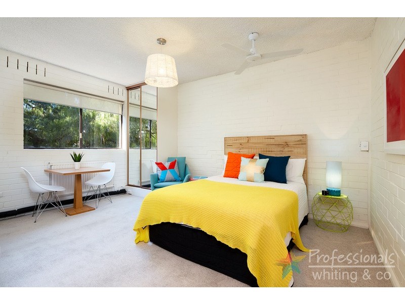 30/25 Redan Street, St Kilda VIC 3182