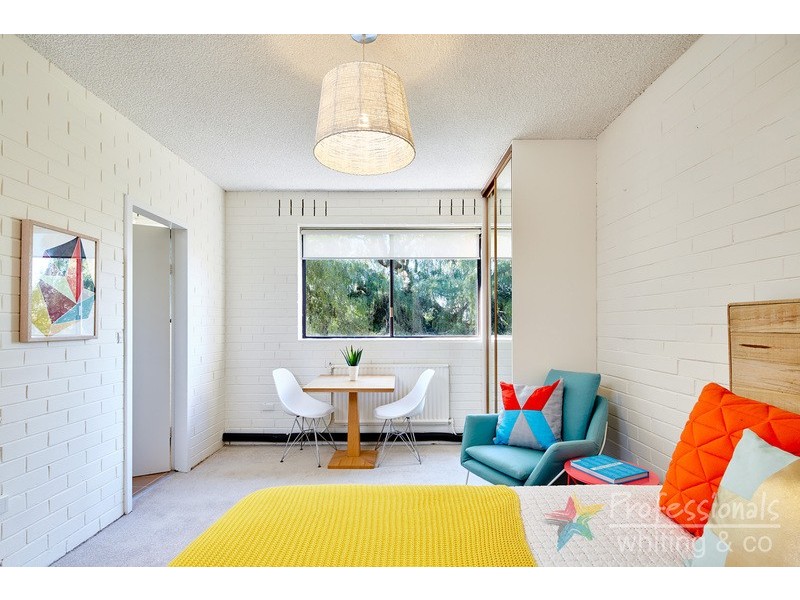 30/25 Redan Street, St Kilda VIC 3182