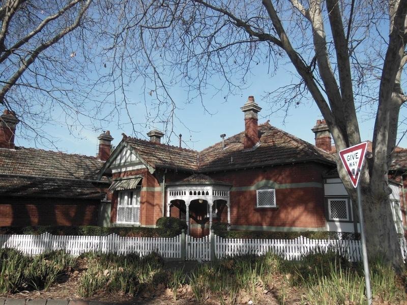 60 Chaucer Street, St Kilda VIC 3182