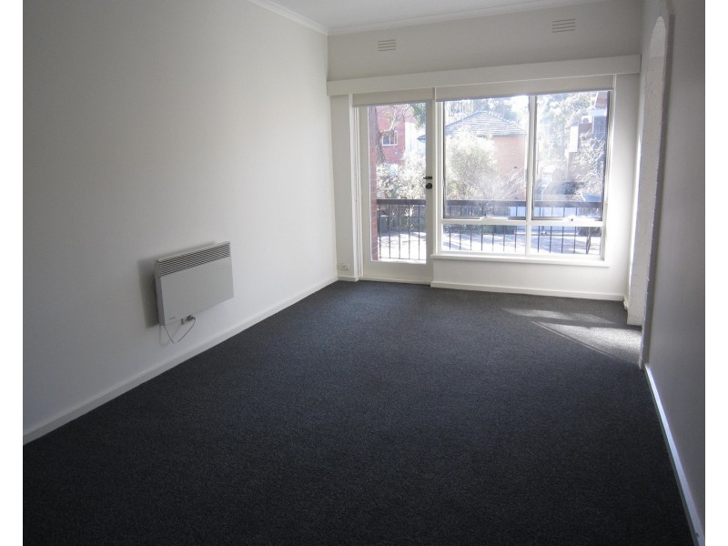 8/22 Mitford Street, St Kilda VIC 3182