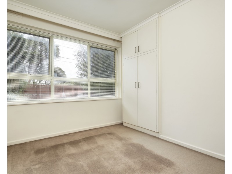 2/8 Commercial Road, Mentone VIC 3194