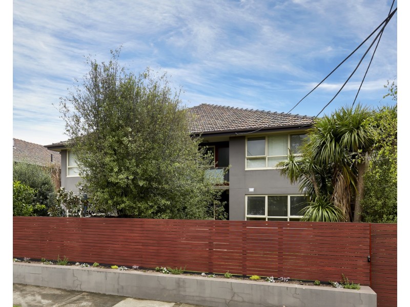 2/8 Commercial Road, Mentone VIC 3194