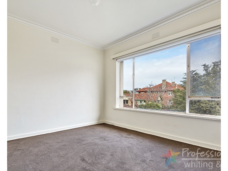 3/2 Newton Court, St Kilda VIC 3182