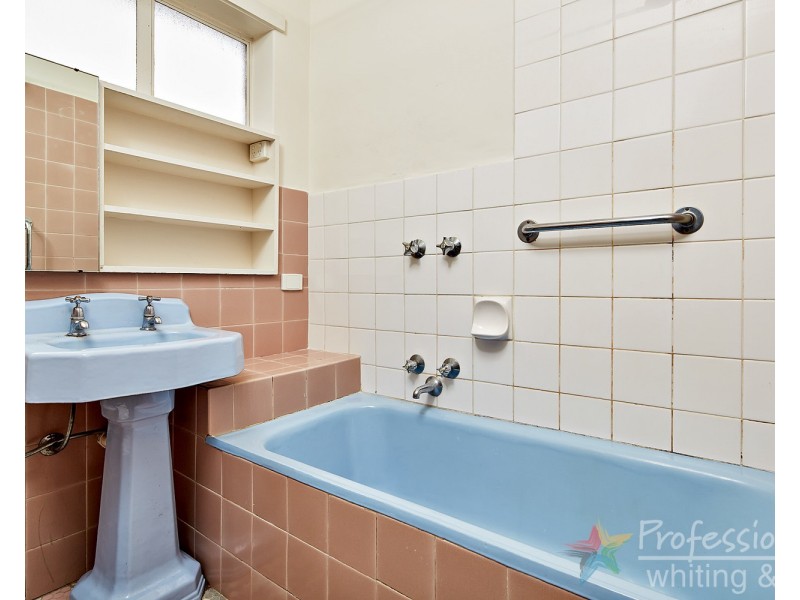 3/2 Newton Court, St Kilda VIC 3182