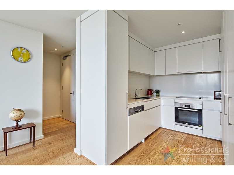 701/13 Wellington Street, St Kilda VIC 3182
