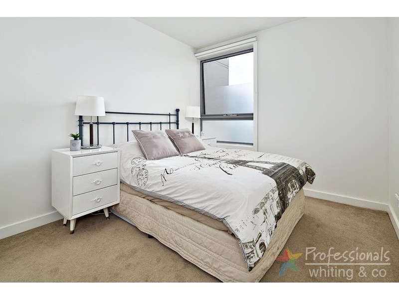 701/13 Wellington Street, St Kilda VIC 3182