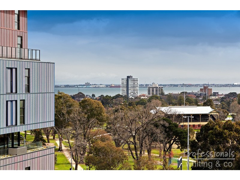 701/13 Wellington Street, St Kilda VIC 3182