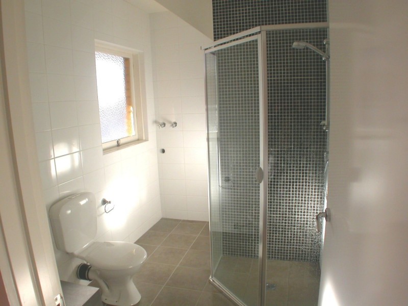 10/11 Bluff Avenue, Elwood VIC 3184