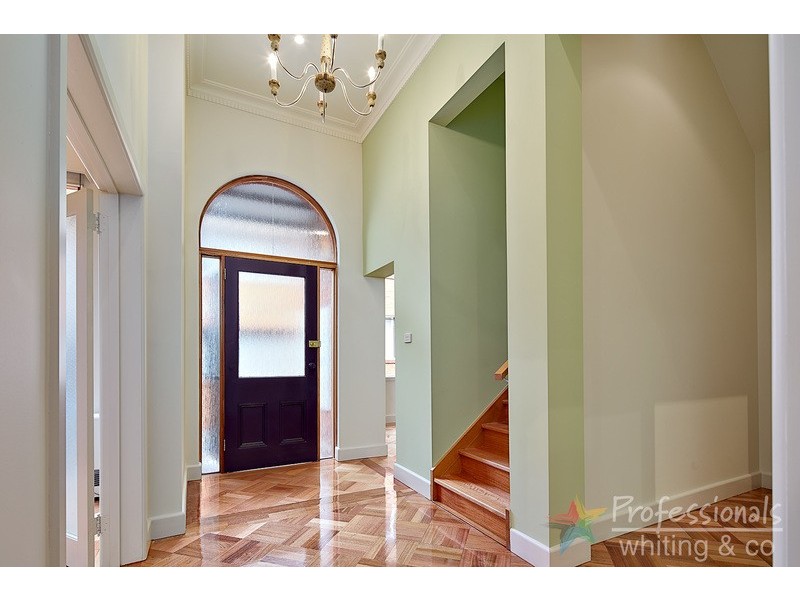 2/15 Jackson Street, St Kilda VIC 3182