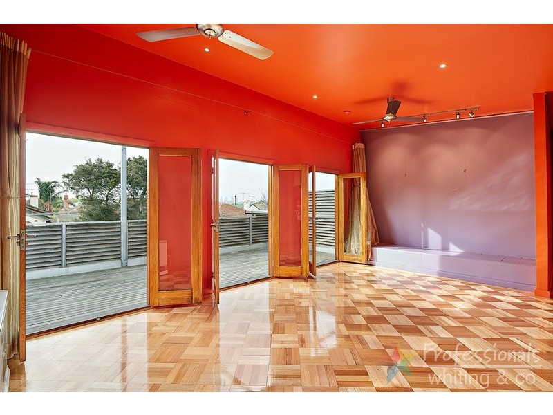 2/15 Jackson Street, St Kilda VIC 3182