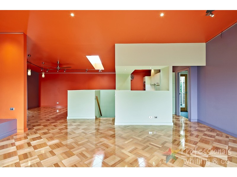 2/15 Jackson Street, St Kilda VIC 3182