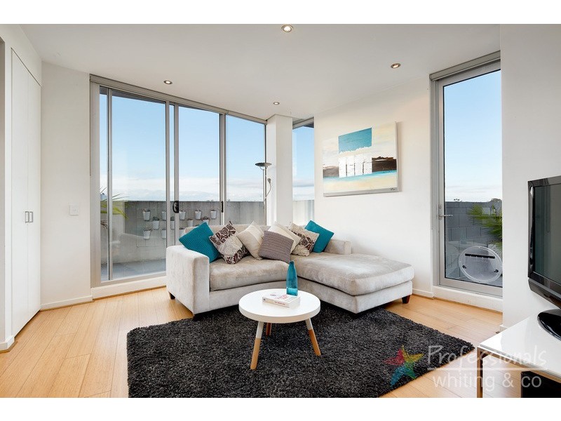 301/122 Ormond Road, Elwood VIC 3184