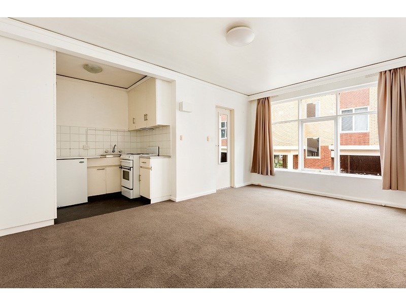 16/82 Grey Street, St Kilda VIC 3182