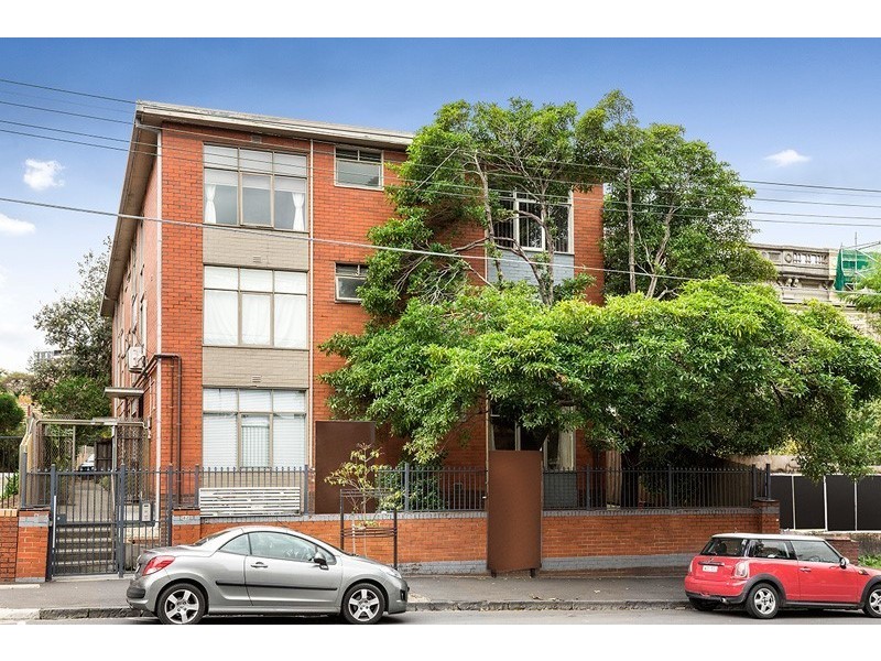 16/82 Grey Street, St Kilda VIC 3182