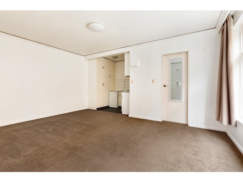 16/82 Grey Street, St Kilda VIC 3182