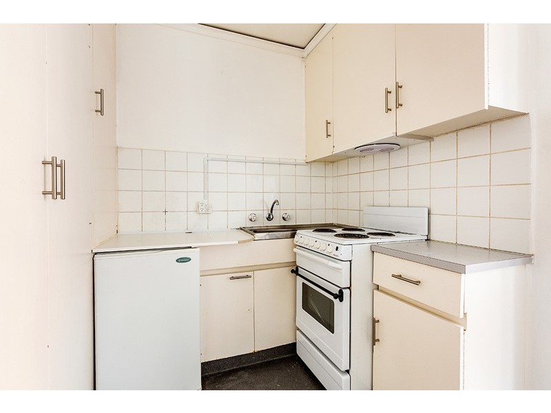 16/82 Grey Street, St Kilda VIC 3182