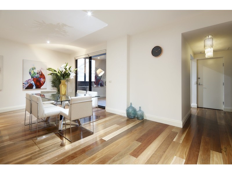 203/348 Beaconsfield Parade, St Kilda West VIC 3182