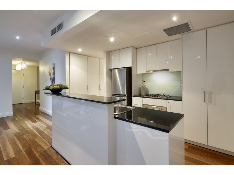 203/348 Beaconsfield Parade, St Kilda West VIC 3182