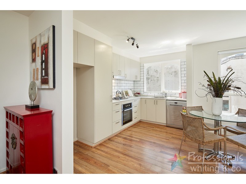 15/31 Burnett Street, St Kilda VIC 3182