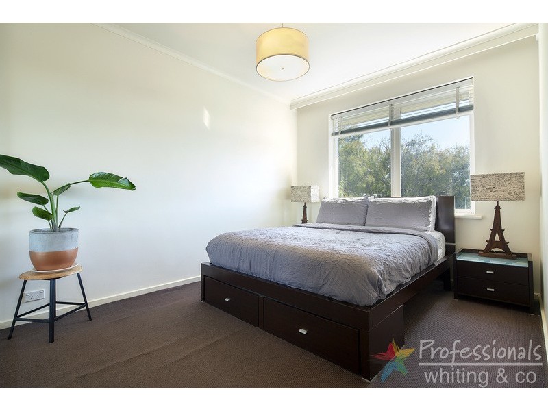 8/66 Park Street, St Kilda West VIC 3182