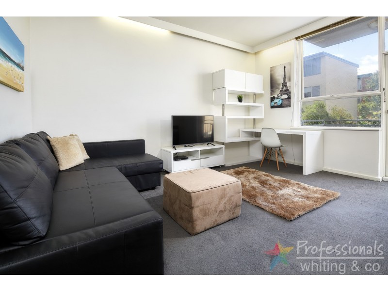 8/92 Grey Street, St Kilda VIC 3182