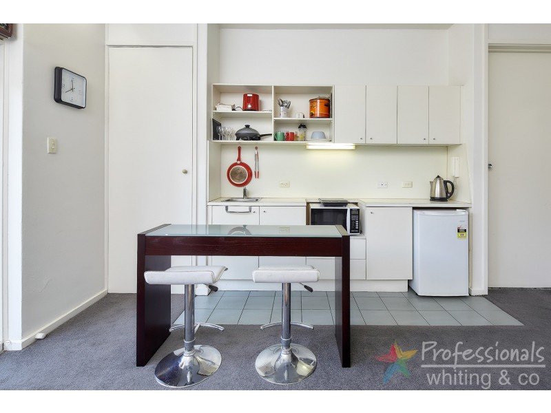 8/92 Grey Street, St Kilda VIC 3182