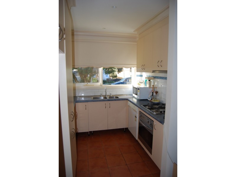 1 Kalimna Crescent, Doncaster VIC 3108